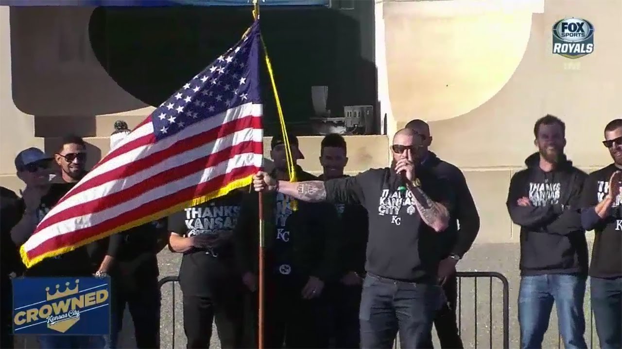 Jonny Gomes Gives Incredible Speech At Kansas City Royals Victory Parade