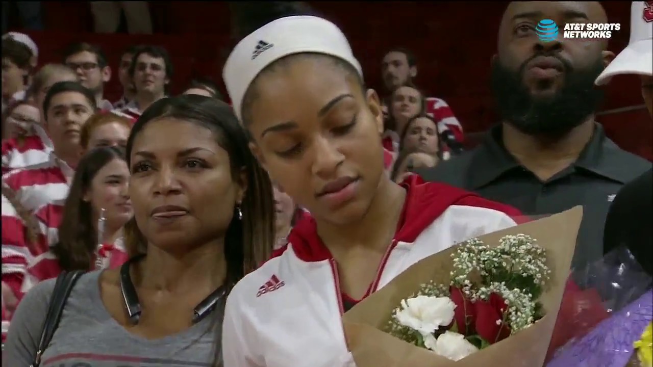 North Carolina Tar Heels at #18 NC State Wolfpack Women’s Basketball