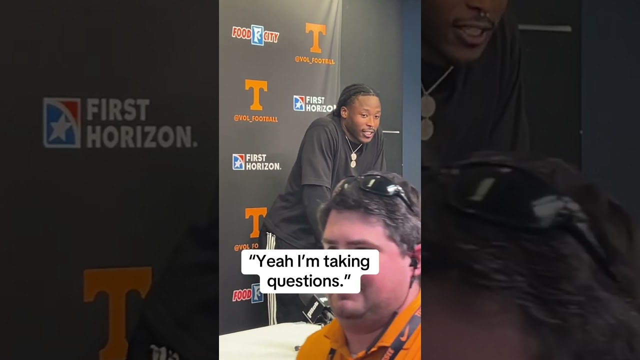 Alvin Kamara in Tennessee’s press conference after beating Alabama 🤣 shorts